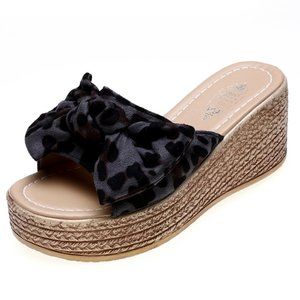 Slip-on Grey & Black Leopard Print High Wedges